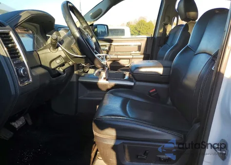 2016 Ram 1500 Sport z USA, uszkodzony, nr VIN 1C6RR7MT9GS162421